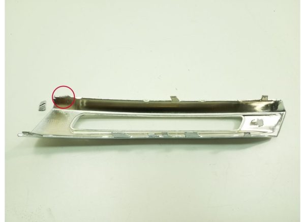 NEW GENUINE MERCEDES MB ML W166 FRONT BUMPER DRL LIGHT CHROME TRIM LEFT N/S  A1668850774 - Image 4