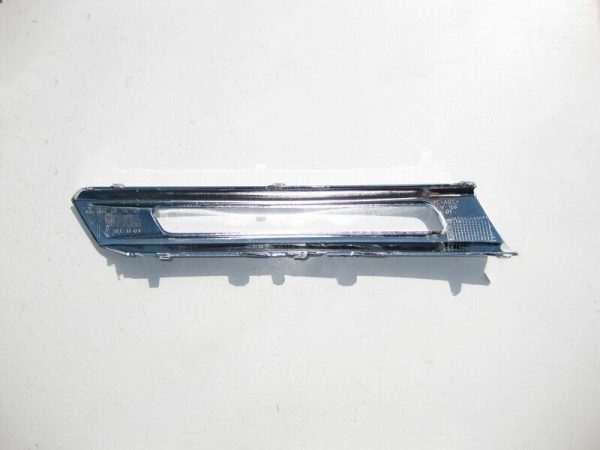 NEW GENUINE MERCEDES MB ML W166 FRONT BUMPER DRL LIGHT CHROME TRIM RIGHT O/S A1668850874 - Image 4