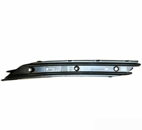 NEW GENUINE FORD FOCUS ST ESTATE 12- REAR BUMPER LOWER INSERT TRIM RIGHT O/S 1779088 - Image 4