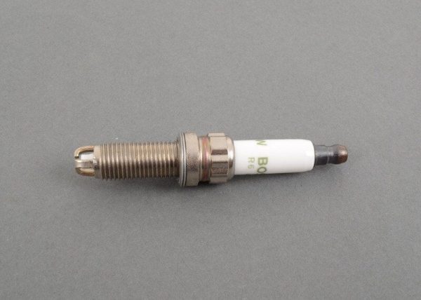 FOR NEW GENUINE BMW 6 CYLINDER 3.0L PETROL ENGINE IGNITION SPARK PLUG 1 PCS - Image 4
