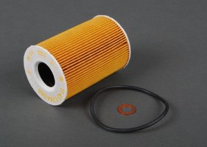 NEW OEM BMW 3 SERIES E12 E21 E28 E30 E34 OIL FILTER ELEMENT SET KIT 11421744586
