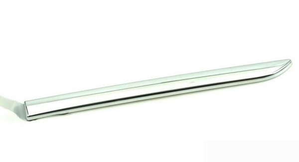 NEW GENUINE MERCEDES E CLASS W212 FRONT FENDER LOWER CHROME MOLDING LEFT N/S A2126904382