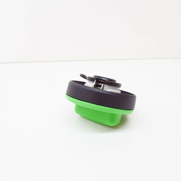 NEW GENUINE MERCEDES BENZ E CLASS W212 FUEL TANK CAP FILLER LOCK DIESEL A2124700305 - Image 3