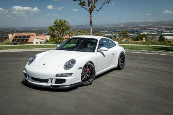 GT3 Style Front Bumper V2 with Wide Lip for Porsche 911 (997) 05-12 - Image 4