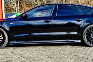 Black Gloss Performance Side skirts addons / Blades / diffusers / sill covers with Wing For Audi A7 C7 4G Facelift 2014-2018