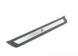 BMW NEW GENUINE 5 SERIES F10 F11 M SPORT DOOR ENTRY SILL STRIP RIGHT O/S 51478050054