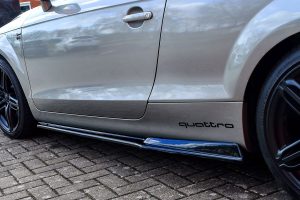 Black Gloss Performance Side skirts addons / Blades / diffusers / sill covers with Wing For Audi TT 8J 2006-2014