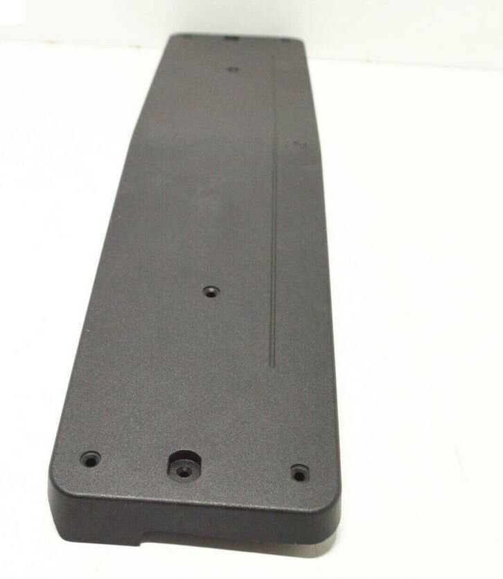 NEW GENUINE MERCEDES-BENZ C-CLASS LICENSE PLATE HOLDER A2058803302 - Image 3