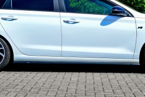 Black Gloss Performance Side skirts addons / Blades / diffusers / sill covers For  Hyundai I30 N-Line 2021+