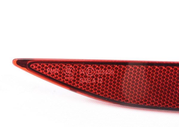 NEW GENUINE VW GOLF R LINE MK7 13-17 REAR BUMPER LEFT N/S REFLECTOR TINTED 5G0945105B - Image 3