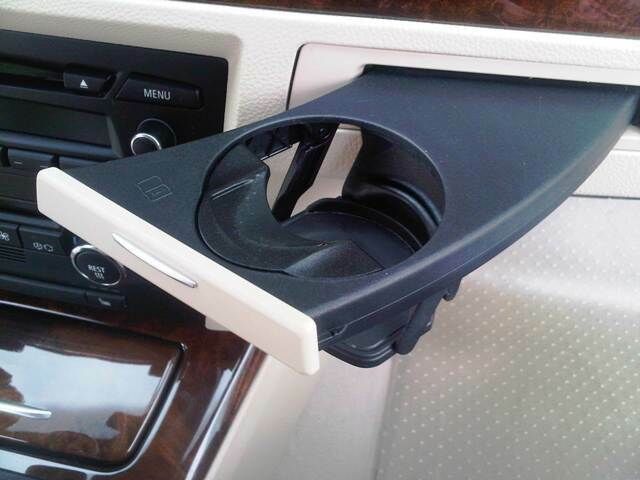 BMW NEW GENUINE 3 E92 E93 06-12 CUP HOLDER CREAM BEIGE N/S LEFT TRIM LHD 51459229095 - Image 4