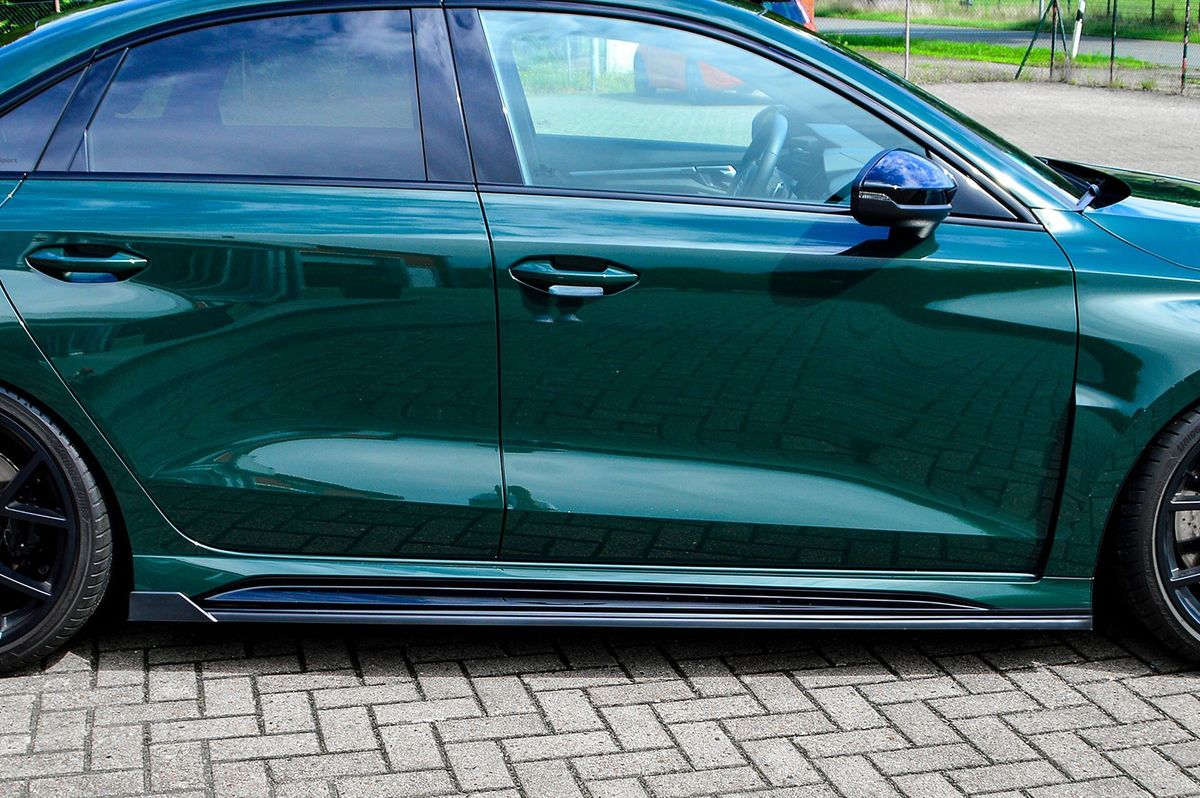 Black Gloss Performance Side skirts addons / Blades / diffusers / sill covers with Wing For Audi RS3 8Y 2020+