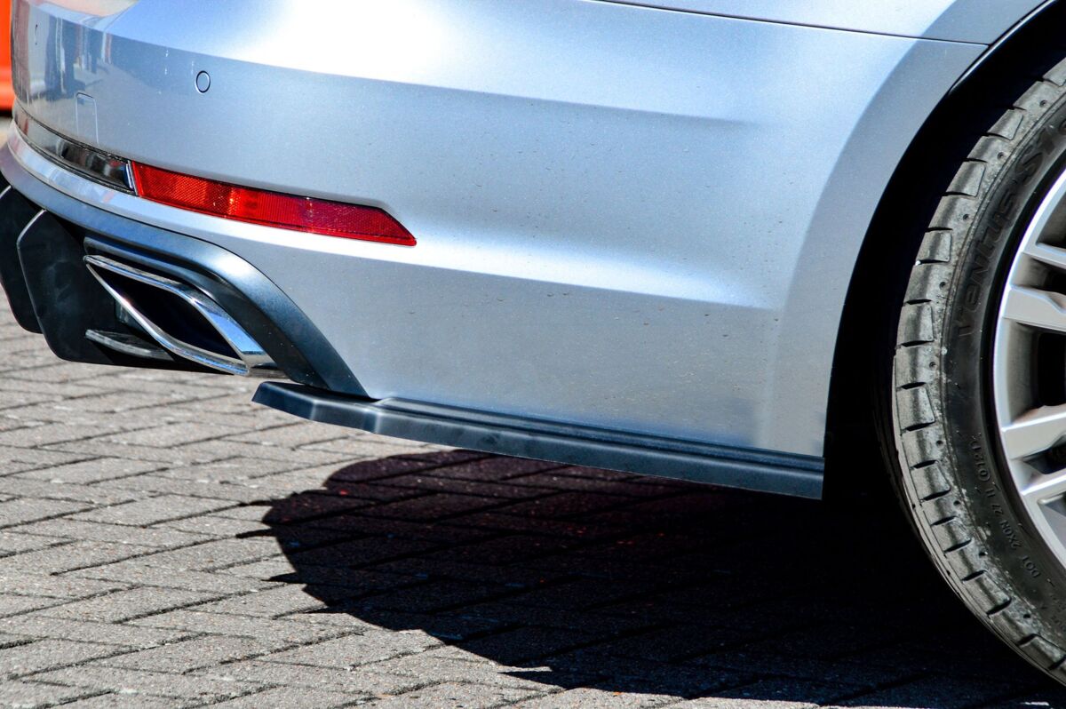 Black Gloss Performance Rear Bumper Side Flaps / Splitters For Audi A4 B9 18-19 - Image 2