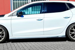 Black Gloss Performance Side skirts addons / Blades / diffusers / sill covers with Wing V2 For  Seat Ibiza 6F KJ 17-21