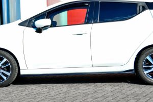 Black Gloss Performance Side skirts addons / Blades / diffusers / sill covers with Wing For Nissan Micra 5 K14 2017-2022