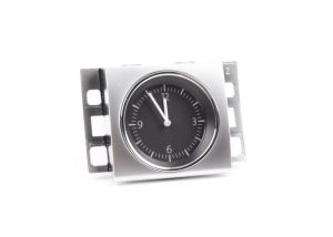 NEW GENUINE VOLKSWAGEN PASSAT CC 09-12 CENTER DASHBOARD ANALOG CLOCK 3AA919204A