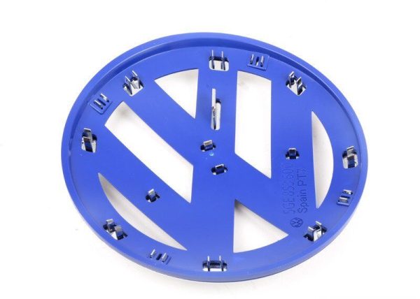 NEW GENUINE VW GOLF VII E-GOLF GRONT CENTER GRILL EMBLEM NAVY BLUE 5GE853600AFL - Image 2