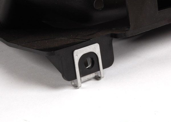 NEW GENUINE BMW 3 SERIES E46 M PACKAGE BUMPER FRONT BRAKE AIR DUCT RIGHT O/S 51717896408 - Image 2