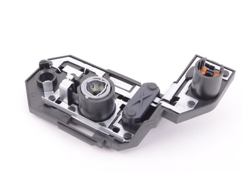 BMW NEW GENUINE 5 SERIES F10 REAR TRUNK LIGHT BULB SOCKET LEFT N/S 63217263535 - Image 4