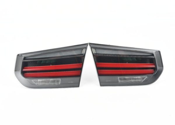 NEW OEM BMW 3 F30 FACELIFT LIMITED LED M PERFORMANCE BLACK LINE EURO TAIL LIGHTS 63212450105 - Image 4