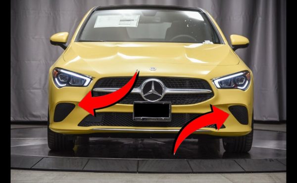 NEW GENUINE MERCEDES MB CLA250 FRONT BUMPER FOG LIGHT GRILL PAIR SET - Image 2