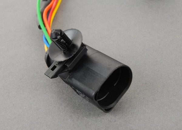 AUDI NEW GENUINE Q5 08-16 REAR LOWER TAIL LIGHT BULB CARRIER WITH CABLES 8R0945221B - Image 7