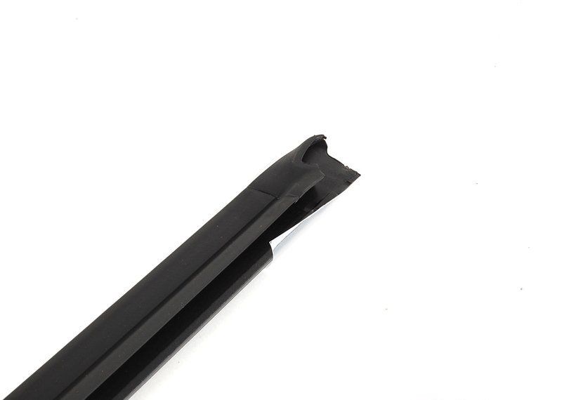 BMW NEW GENUINE 3 SERIES E36 COUPE LOWER REAR WINDOW GASKET RIGHT O/S 51368119964 - Image 4