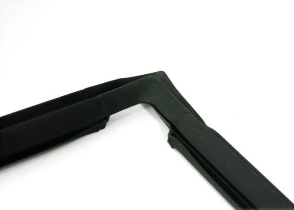 NEW GENUINE BMW 3 SERIES E36 92-98 SEDAN REAR UPPER WINDSHIELD TRIM SEAL 51311977277 - Image 4