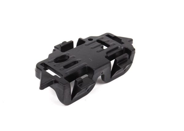 BMW NEW 5 SERIES F10 M SPORT FRONT BUMPER HEADLIGHT WASHER MOUNT LEFT N/S 51118050115 - Image 3