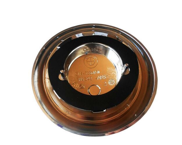 NEW GENUINE BMW 5 SERIES F07 LCI REAR TRUNK HATCH LID LOGO BADGE WITH BASE 51147336450 - Image 3