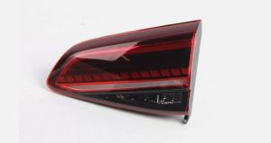 New Genuine Volkswagen Golf e-Golf Rear RIGHT Tail LED Light 5G0945308P