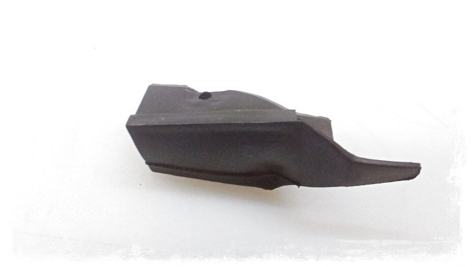 BMW NEW GENUINE 3 SERIES E36 WINDSHIELD COWL CORNER MOULDING RIGHT 51718153752