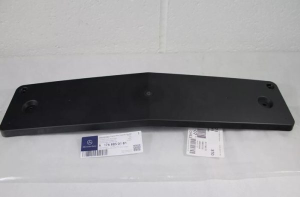 NEW GENUINE MERCEDES BENZ MB A CLASS W176 FRONT BUMPER LICENSE PLATE HOLDER A1768850881