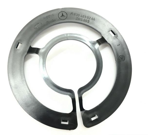 NEW GENUINE MERCEDES BENZ VITO W447 SPARE WHEEL COVER PLATE A6394030244 - Image 4