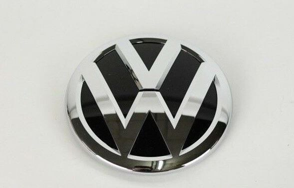 NEW GENUINE VW AMAROK 2017- FRONT BUMPER CENTER GRILLE CHROME LOGO EMBLEM BADGE 2H6853601ADPJ