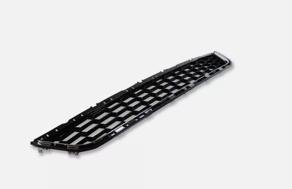 NEW GENUINE FORD MONDEO 2014- FRONT BUMPER LOWER CENTER BLACK GRILLE 1892735 - Image 5