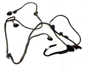 NEW GENUINE MERCEDES C CLASS W204 REAR PDC PARKING SENSORS WIRING LOOM CABLE A2044404732