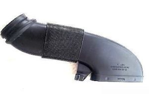 NEW GENUINE MERCEDES BENZ MB C CLASS C250 CDI W205 AIR INTAKE HOSE A6510903242