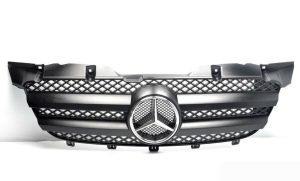 NEW GENUINE MERCEDES BENZ SPRINTER W906 FRONT RADIATOR CENTER GRILLE A90688003859051