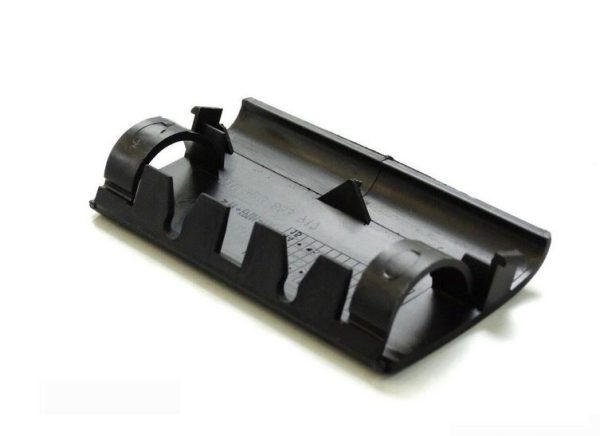 NEW GENUINE VOLKSWAGEN PASSAT 97-05 FRONT JACKING POINT COVER CAP BLACK RIGHT 3B0853918B41 - Image 3