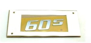 NEW GENUINE VW BEETLE 13-18 FRONT SIDE FENDER 60s LETTERING CHROME RIGHT O/S 5C5853688F739