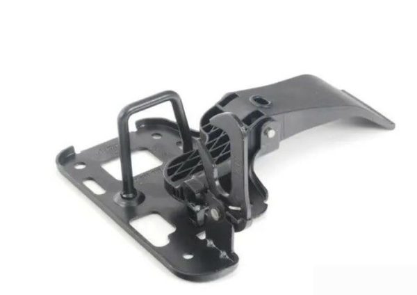 NEW GENUINE AUDI Q5 2009-2016 FRONT BONNET LATCH CATCH RELEASE LOCK 8R0823480A