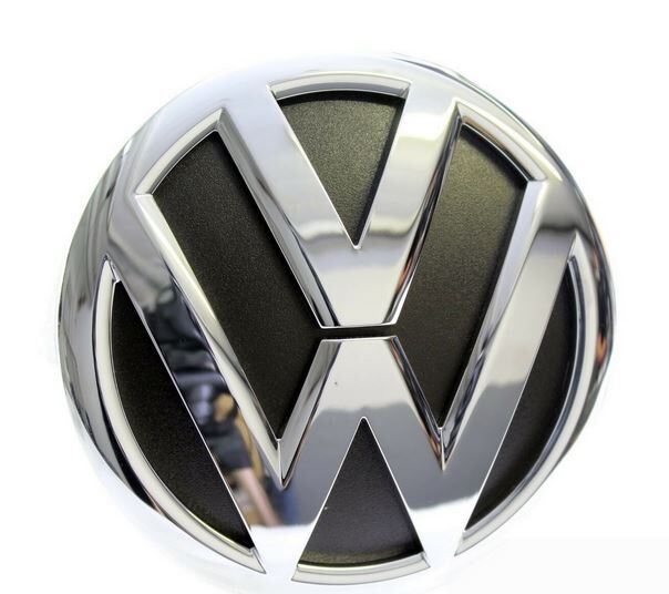 NEW GENUINE VW GOLF PLUS 05-14 REAR TRUNK CENTER LOGO BADGE EMBLEM 5M0853630DULM