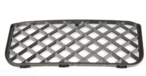 NEW GENUINE VW TOUAREG 2003-2007 FRONT BUMPER LOWER GRILLE RIGHT O/S 7L68536779B9