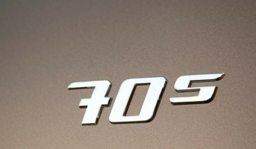 NEW GENUINE VW BEETLE 13-18 FRONT SIDE FENDER 70s LETTERING CHROME LEFT N/S 5C5853688D739