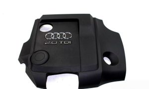 NEW GENUINE AUDI A6 2005-2008 2.0 TDI DIESEL ENGINE BLACK COVER 03G103925AT