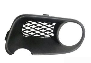 NEW GENUINE VW TOUAREG 03-07 FRONT BUMPER FOG LIGHT TRIM AND GRILL SET LEFT N/S