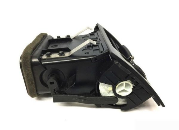 NEW GENUINE MERCEDES BENZ C220 CDI CENTER DASHBOARD AIR FLEW VENT LEFT N/S A20483014549116 - Image 3