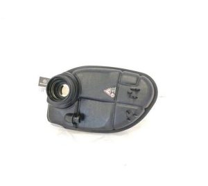 NEW GENUINE MERCEDES BENZ CLA CLASS C117 2.0i 155KW EXPANSION TANK A2465000049