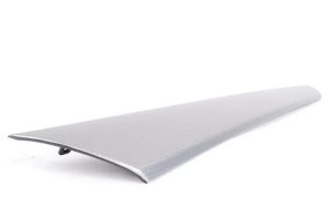 NEW GENUINE VW GOLF 09-13 2 DOOR FRONT DOOR ALUMINIUM MATT TRIM COVER RIGHT O/S 5K3867440ADV8